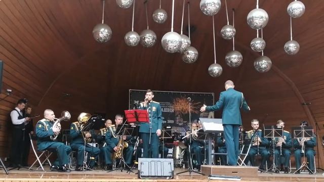 Военный оркестр ВУНЦ СВ «Общевойсковая академия ВС РФ» 06.07.2019 там за туманом #спасскаябашня2019 смотреть онлайн
