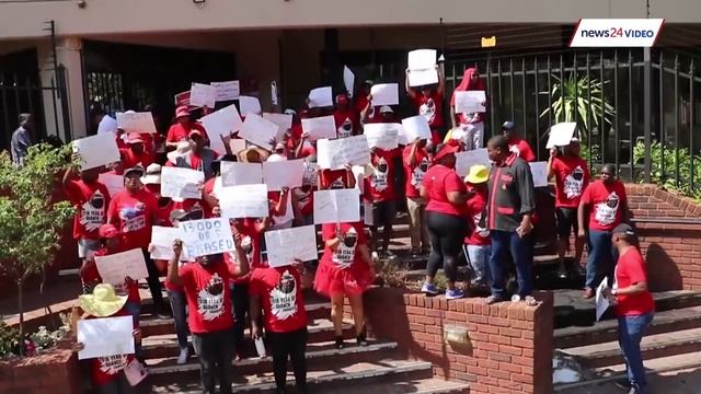 WATCH: HPCSA workers up in arms over new cloud computing system смотреть онлайн