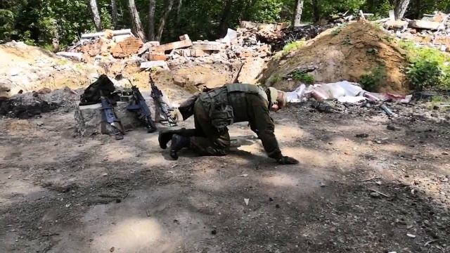 Небольшой отрывок сдачи на шеврон 3 новых бойца М.С.К. БАРС