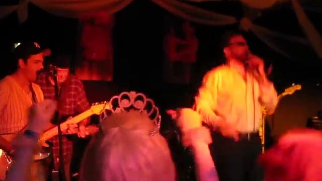 HooDoo Ball - Albert Castiglia and Billy Gibson jam with the Nucklebusters смотреть онлайн