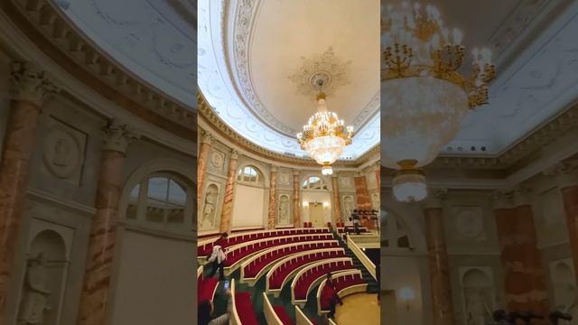 Как сходить в театр в Питере в 1,5 раза дешевле? смотреть онлайн