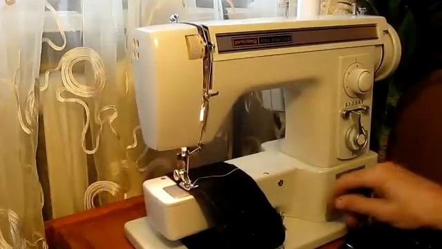 Sewing machine Швейная машина Privileg 450 VOLL Zick-Zack смотреть онлайн