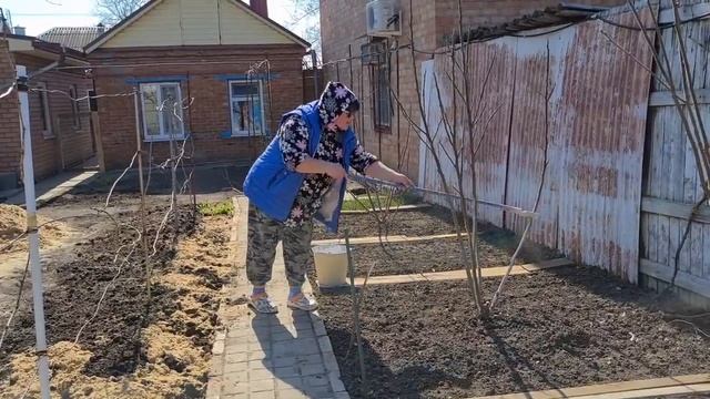 Огород. Побелка. Ремонт. Варька... смотреть онлайн