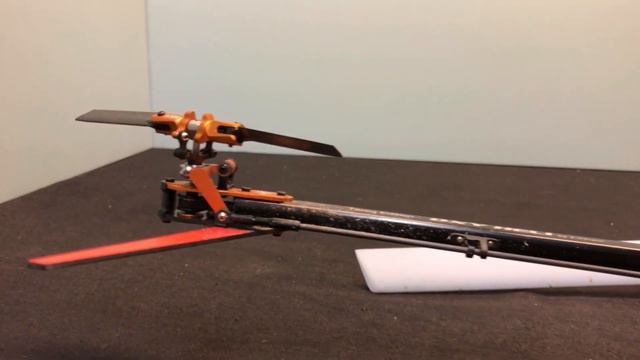 come vola un Elicottero telecomandato flybarless: MOVIMENTI E FUNZIONI IMPORTANTI DEL ROTORE DI COD смотреть онлайн