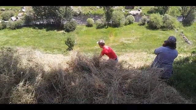 лето в Мартуни смотреть онлайн