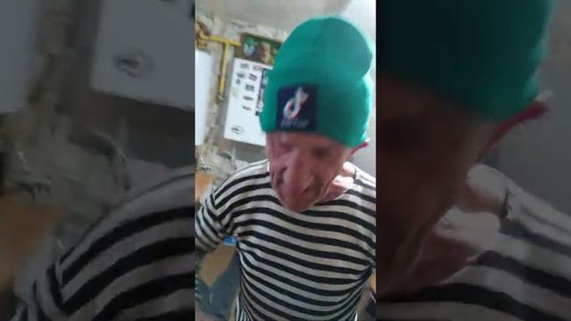 головень на скользком полу смотреть онлайн