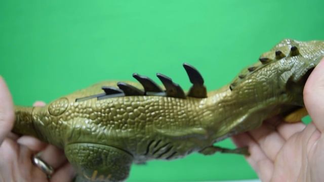 JURASSIC WORLD® | Dino-Hybrid T. REX | Unboxing & Review Hasbro® | Chomping Action Spike Reveal смотреть онлайн