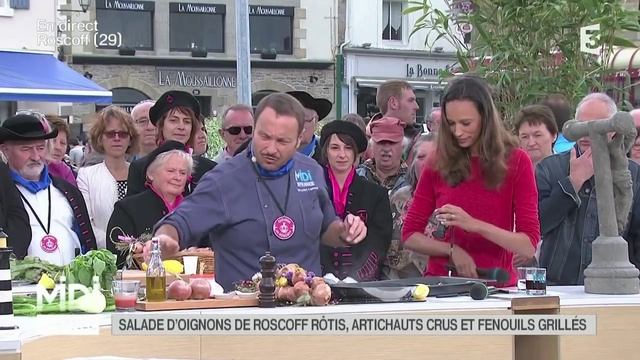 RECETTE : Salade d'oignons de Roscoff rôtis, artichauts crus et fenouils grillés смотреть онлайн