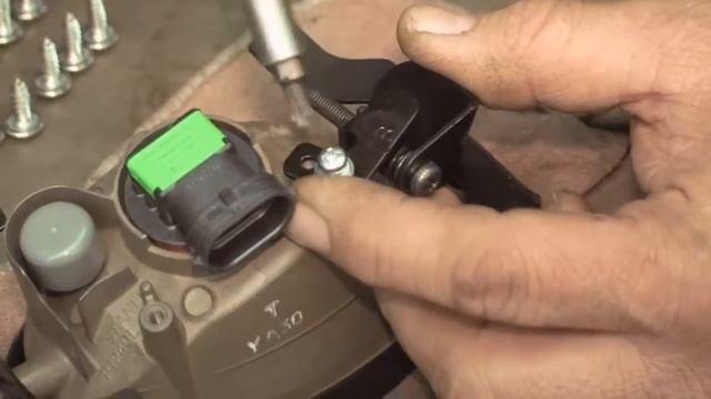 Episode #168 - Honda Insight Fog Light Installation смотреть онлайн