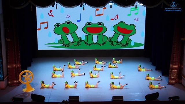 Ансамбль танца "Черный Лотос" на Международном фестивале "Маленькая звездочка 2023" смотреть онлайн