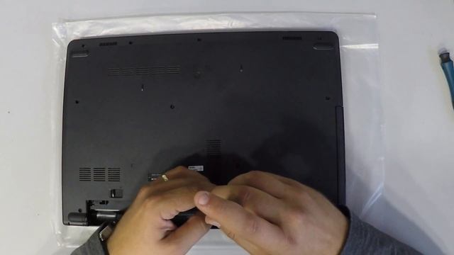 Dell Vostro 3558 Disassembly and Reassembly смотреть онлайн