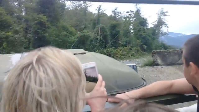 На 33 водопада. В горы. Адлер Сочи смотреть онлайн