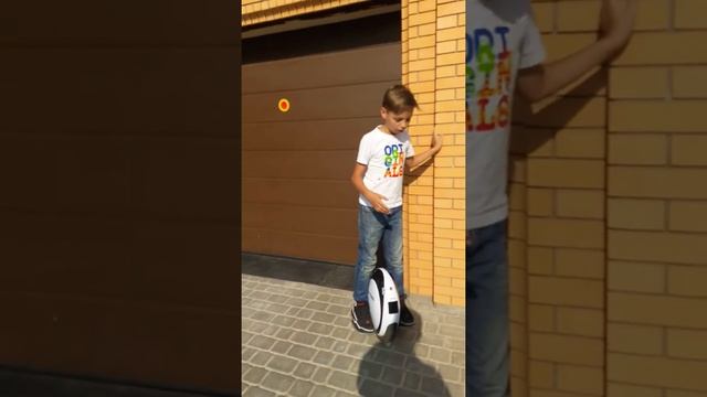 Как научиться кататься на моноколесе смотреть онлайн