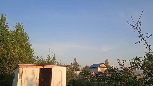 Солнце и луна одновременно в небе смотреть онлайн