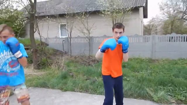 Сельский Бокс #18. Детальная Отработка ПРИСТАВНЫЕ ШАГИ в АТАКЕ смотреть онлайн