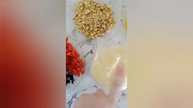 Пироги с изюмом и ванилью