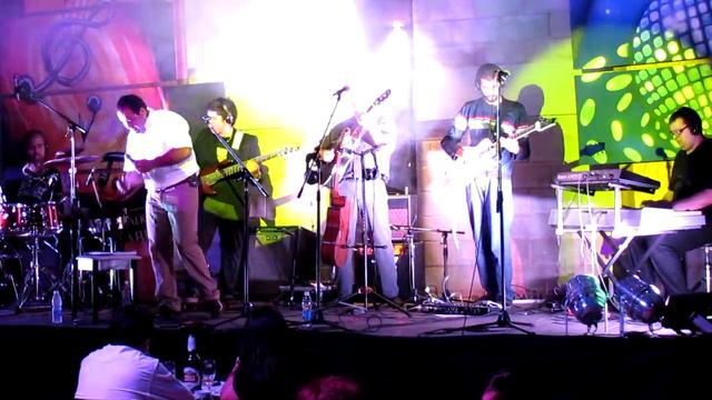 De Noche y Albahaca - Pablo David Toledo смотреть онлайн