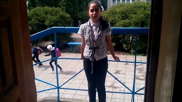 ЗВЕЗДА АФИГЕННО ПОЁТ СМОТРЕТЬ ВСЕМ! Голос шикарен смотреть онлайн