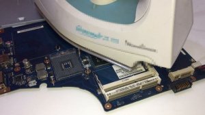 Прогрев видеочипа  УТЮГОМ! Жарим ноутбук УТЮГОМ!