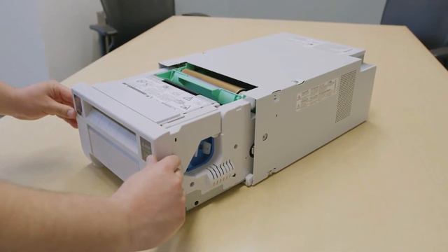 Mitsubishi CP-D80DW Event Photo Printer смотреть онлайн