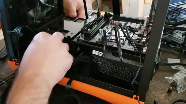 Bitfenix Prodigy M Orange Speed Build смотреть онлайн