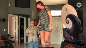 Tall Vanessa (6'7') Loves? her (5'6') Date | Tall Woman Short man height comparison