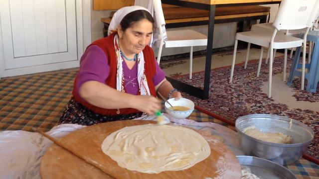 Ekmek Ana ( Fadime Doğan ) смотреть онлайн