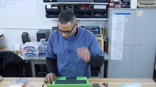 sudo Sergeant 15 - Pi-Top Teardown смотреть онлайн