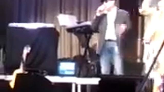 Mister Max & Massimo Bataglia sul Palco ... grandissimo Massimo ...ma quale ? :-) смотреть онлайн