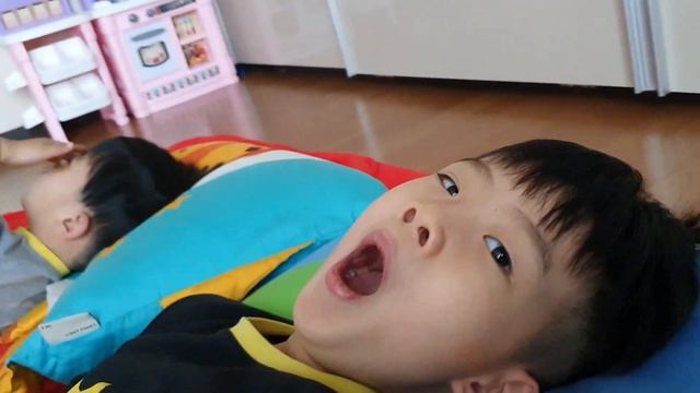 특종/아빠가 알려주는 쉽게 부자가 되는 법/똥꿈 해석 смотреть онлайн