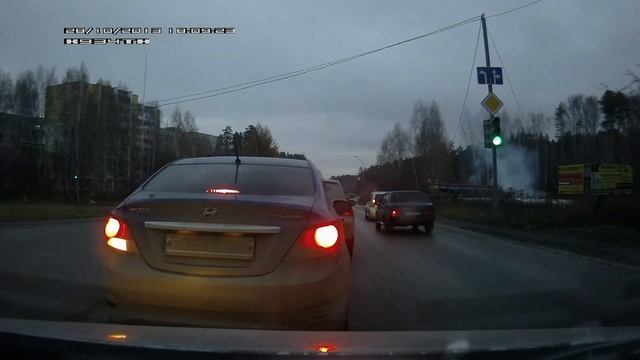 г. Заречный, перекресток Ленинградская - Ленина смотреть онлайн
