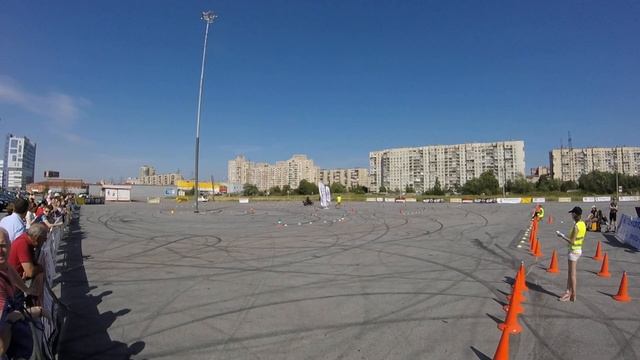 МотоДжимхана СПБ Дима 1 заезд. смотреть онлайн