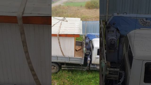 КАК ПЕРЕДВИНУТЬ перенести сдвинуть САРАЙ на даче на другое место не разбирая #shorts смотреть онлайн