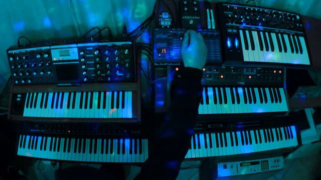 Analog Glitch смотреть онлайн