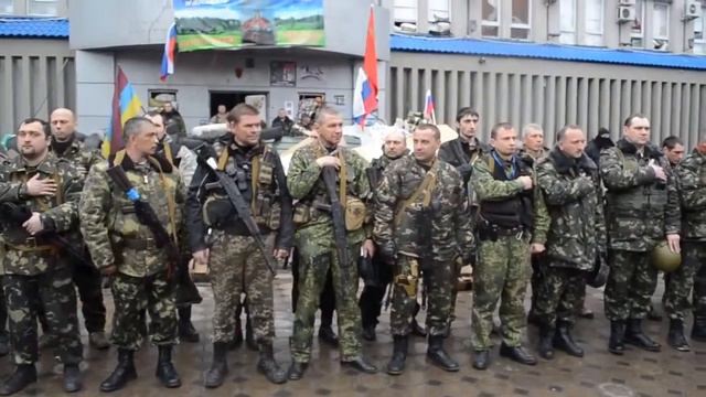 Добровольцы из Луганска едут в Славянск 14 04 2014 смотреть онлайн