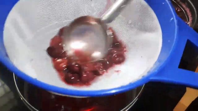 Refreshing grape juice|| വീട്ടിൽ തയ്യാറാക്കാം വേവിച്ച മുന്തിരി juice||Homemade simple grape juice смотреть онлайн
