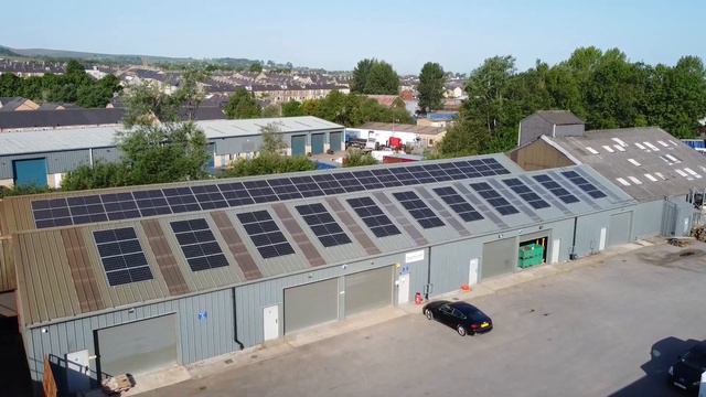 Solar PV Panels now at ESSE Engineering, Barnoldswick смотреть онлайн