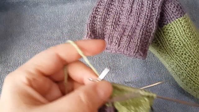 Мужские носки /шалфей и вереск /часть2 спицы смотреть онлайн