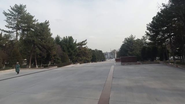Ташкент, братские могилы и в сторону Южного вокзала смотреть онлайн