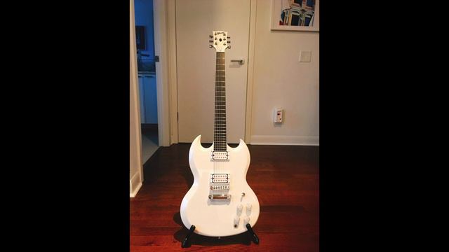 Quick Comparisons: Baritone guitar vs Digitech Droptune Pedal смотреть онлайн