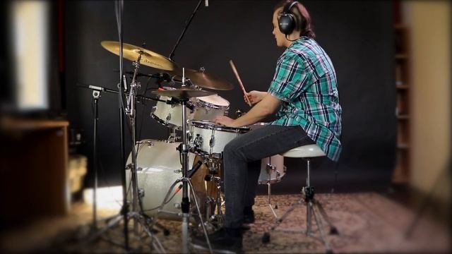 Sergio Mendes - Mas Que Nada ( Drum Cover )