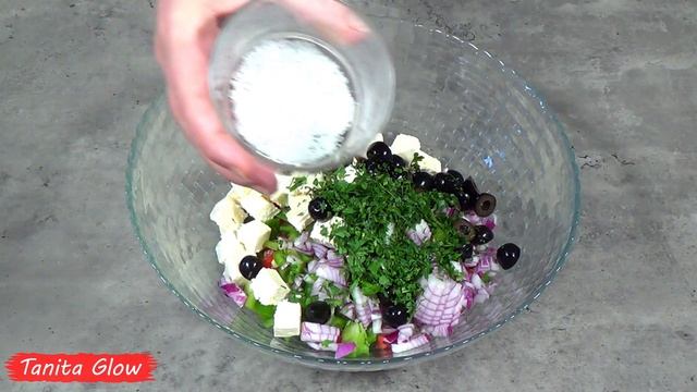 Ешь и Худей. Яркий Салат с Сыром Фета на Ужин Или на Обед. смотреть онлайн