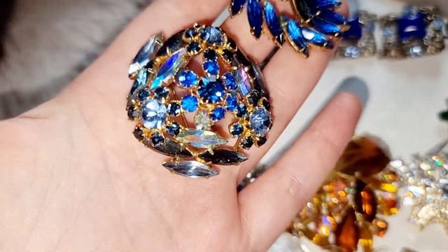 Шикарный мегалот Чешская бижутерия смотреть онлайн