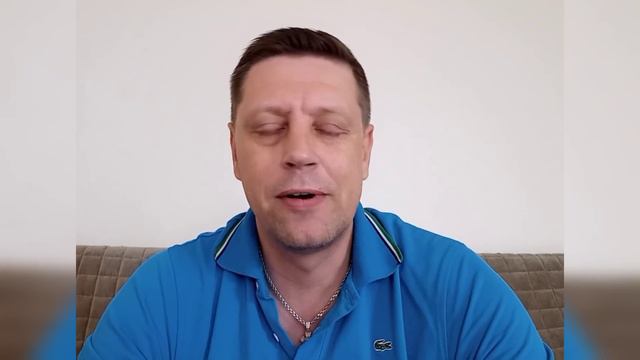 Она старше его на 17 лет