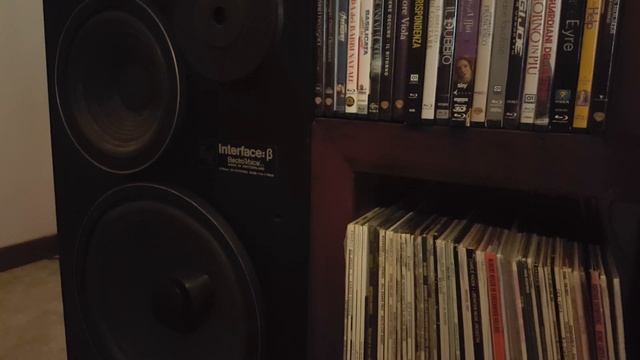 Fidelio bdp 9700, Luxman L-410, Electrovoice interface beta смотреть онлайн