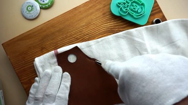How to emboss on leather ( easy way)