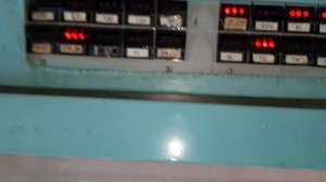 Электровоз ЗЭС5К.Не включается ГВ в одной секции.