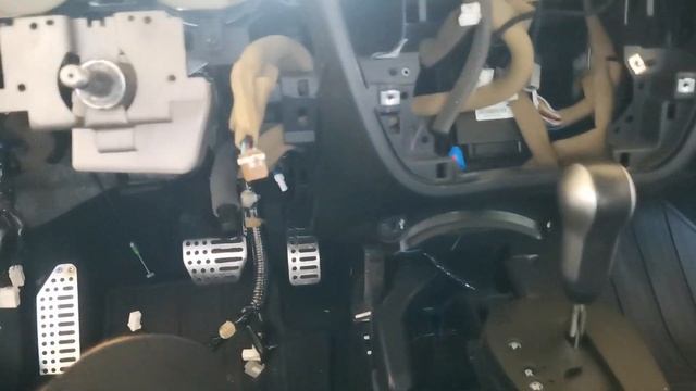 что внутри жука или как снять панель ниссан джук ремонт испарителя смотреть онлайн