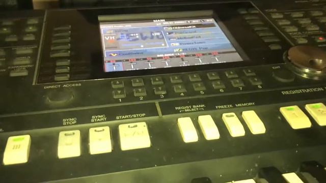 town.mid (Windows OS MIDI) [Yamaha PSR-s950] смотреть онлайн