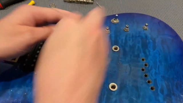 Ibanez SZ520 | History and Cleaning смотреть онлайн